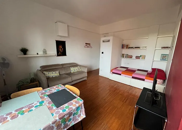 Roma, Citta Degli Uomini Apartament