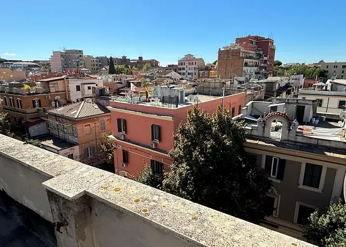 Roma, Citta Degli Uomini Apartament